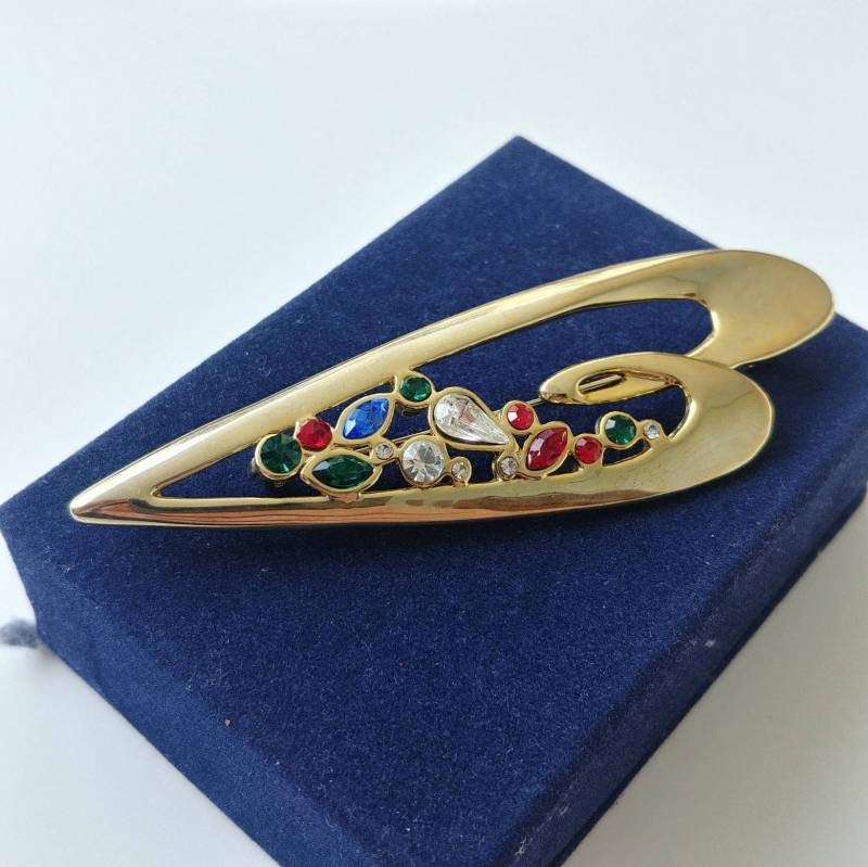 Vintage Gold-Ton Herz Brosche Mit Rot, Grün Stoun von VintageBijouStore