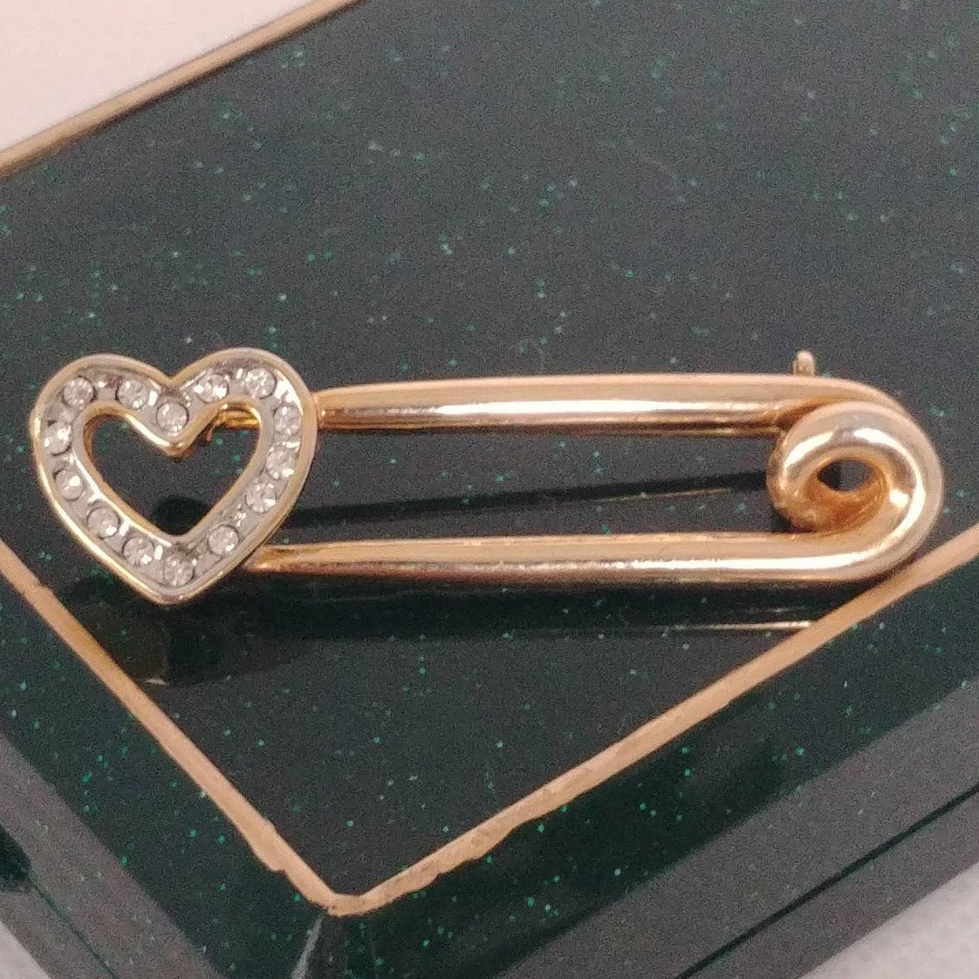 Vintage Herz Fellegree Brosche Mit Kristallen von VintageBijouStore