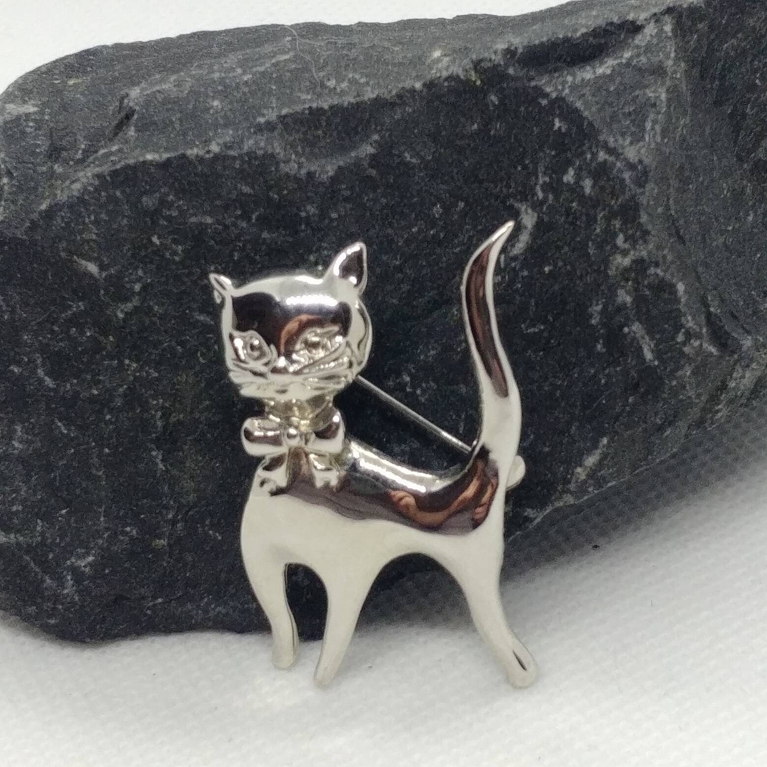 Vintage Katzen Brosche Silberfarben von VintageBijouStore