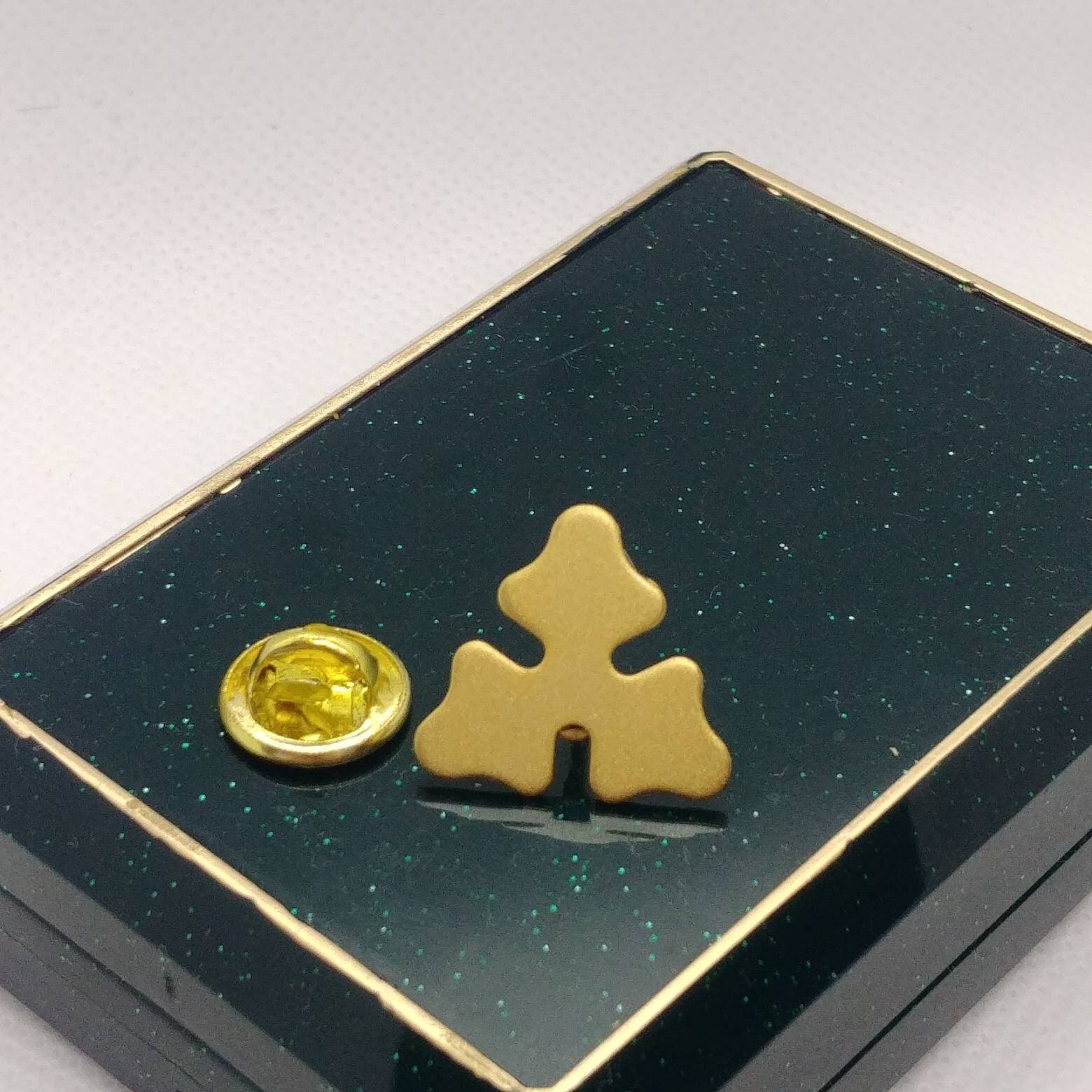 Vintage Kleeblatt Brosche von VintageBijouStore