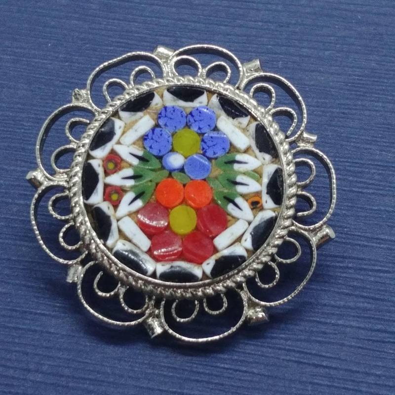 Vintage Micro Mosaik Blumen Brosche Silber Ton Filigran von VintageBijouStore