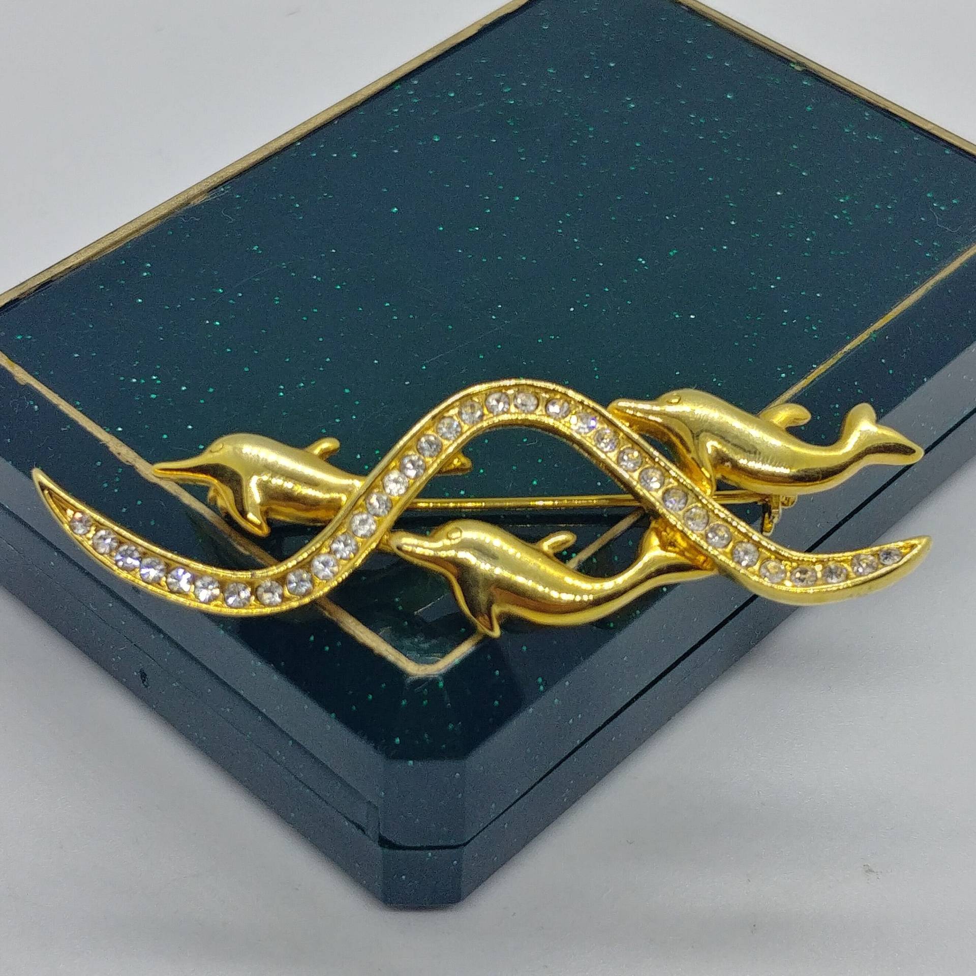 Vintage Pin Brosche Fisch/Delfin Mit Kristall, Delfinpaar von VintageBijouStore