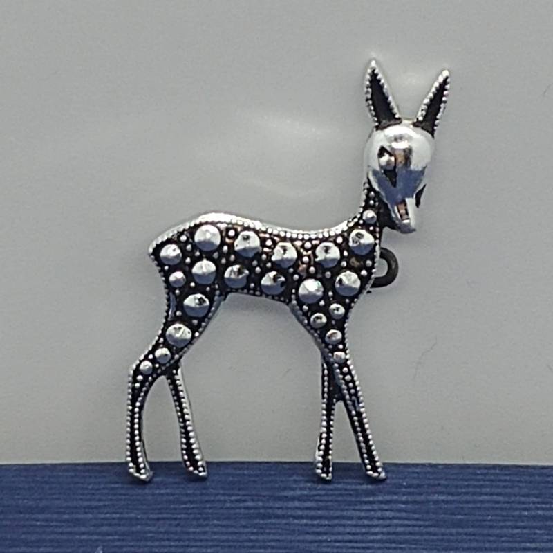 Vintage Reh-, Reh - Und Babybrosche in Silberton Mit Markasiten Vintage Reh-, Reh - Und Babybrosche in Silberton Mit Markasiten von VintageBijouStore