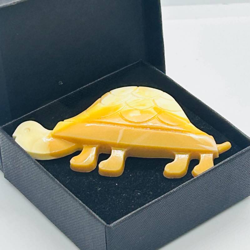 Vintage Schildkröte Beige, Braune Brosche Aus Kunststoff von VintageBijouStore