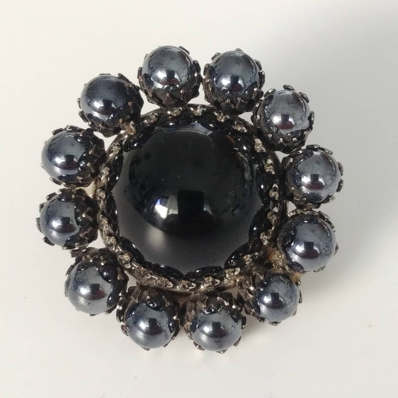 Vintage Trauerbrosche Mit Schwarzer Perle von VintageBijouStore