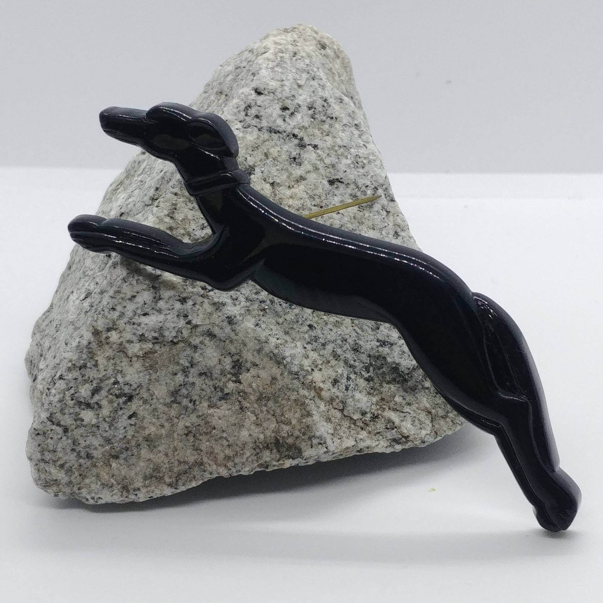 Vintage Windhund-Brosche Elegante Hundebrosche von VintageBijouStore