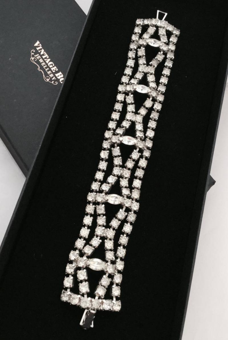 50Er Jahre Breite Strass Armband von VintageBoxJewellery