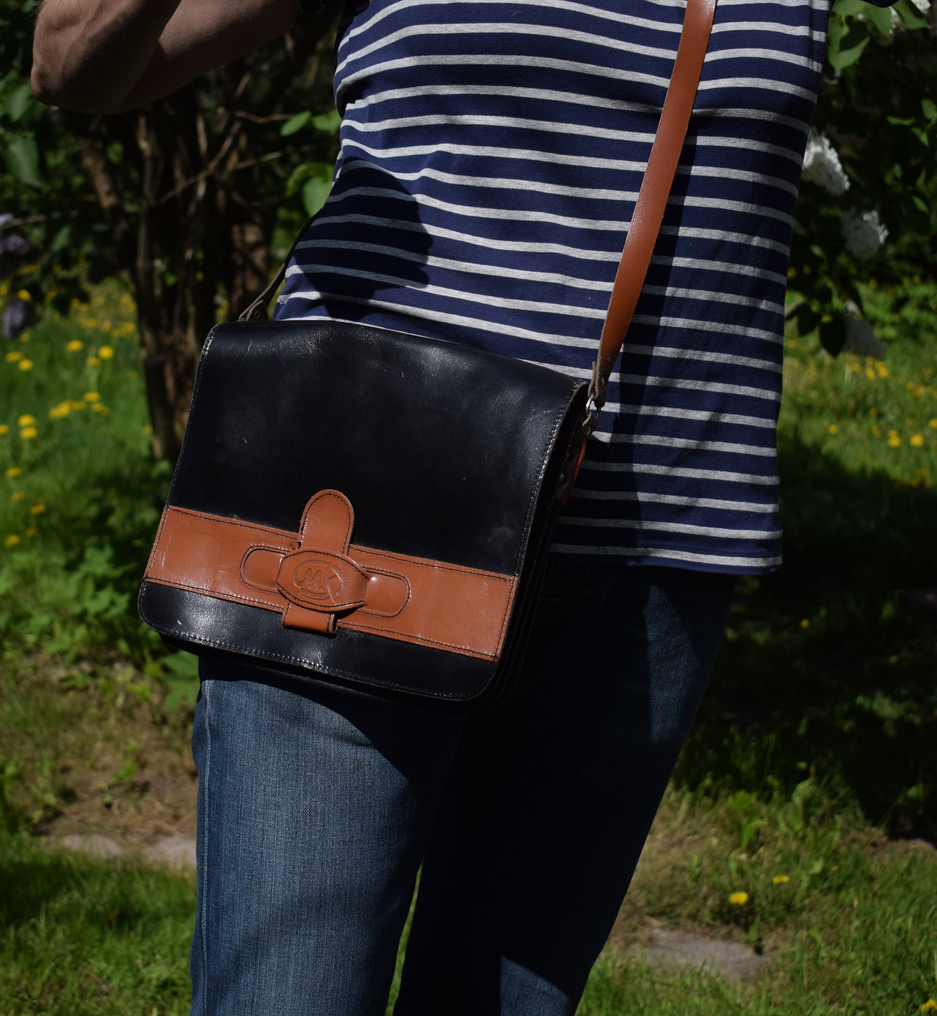 Vintage Leder Crossbody Bag Schwarz & Braune Mk Schultertasche von VintageButikGita