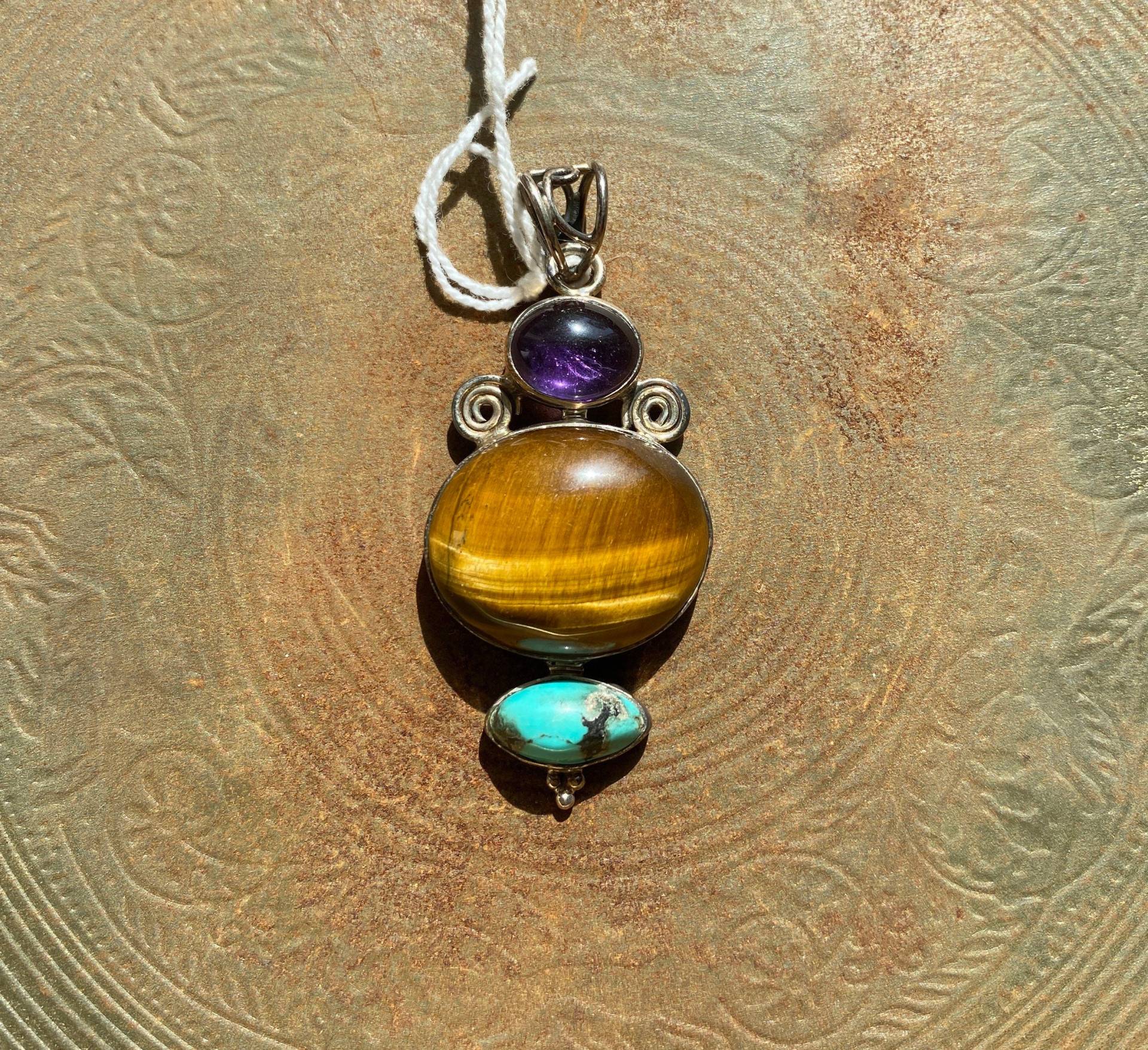 Vintage 1960Er Tigerauge, Amethyst Und Türkis Multi-stein Anhänger Halskette Vintage 1960Er Tigerauge, Amethyst Und Türkis Multi-stein Anhänger Halskette von VintageByLexCo