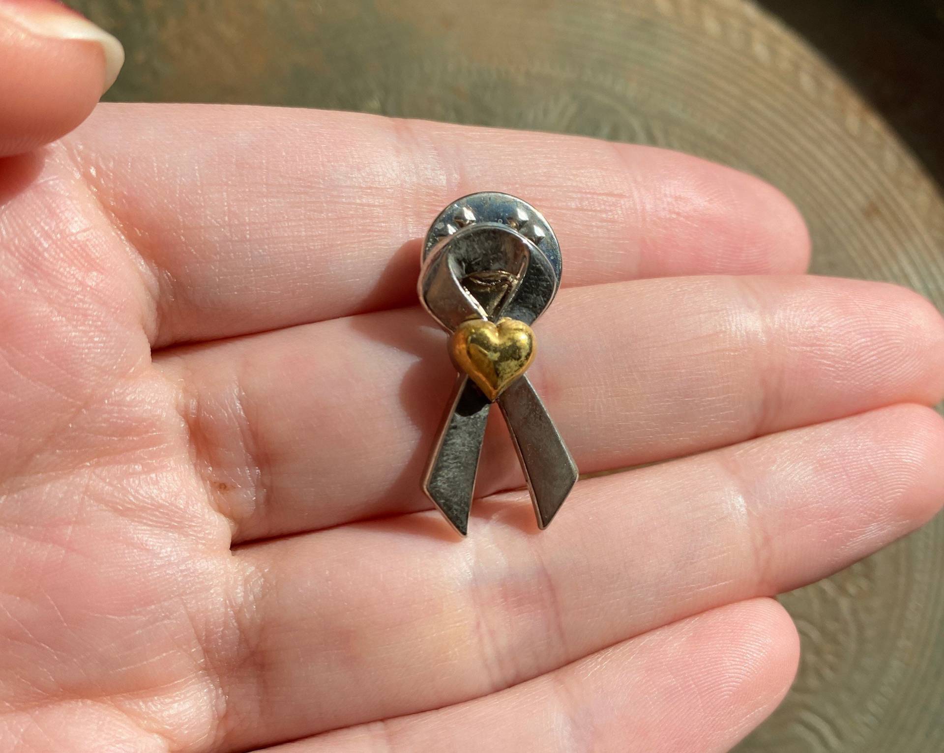 Vintage Herzband Pin Silber Und Gold Vintage Herzband Pin Silber Und Gold von VintageByLexCo