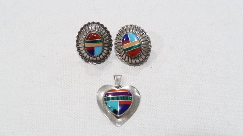 Sensa Eustace Zuni Multi Stone Inlay Anhänger Und Passende Stein Eingelegte Sterling Ohrringe von VintageByTrader