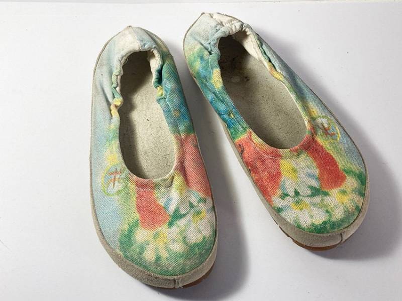 Slip On Vans_ Ratòn Vintage Designer von VintageContainer