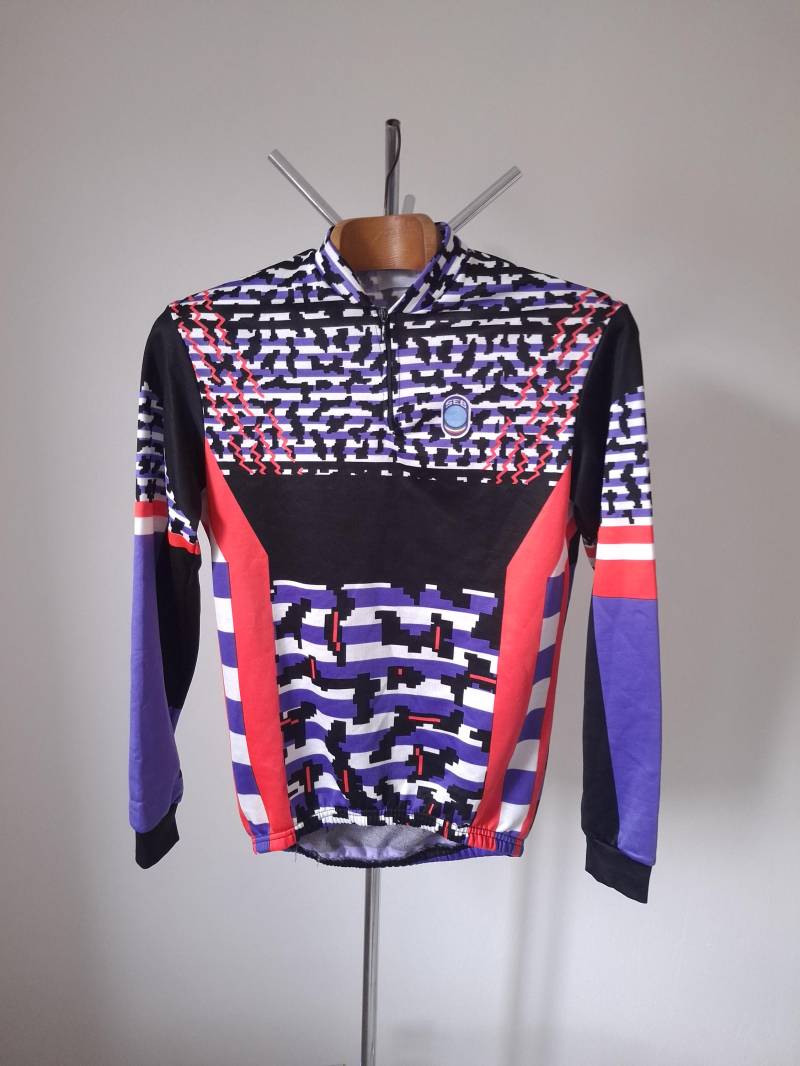 Vintage 90Er Jahre Italien Radtrikot, Abstrakt Lila Rot, Größe M von VintageCycling