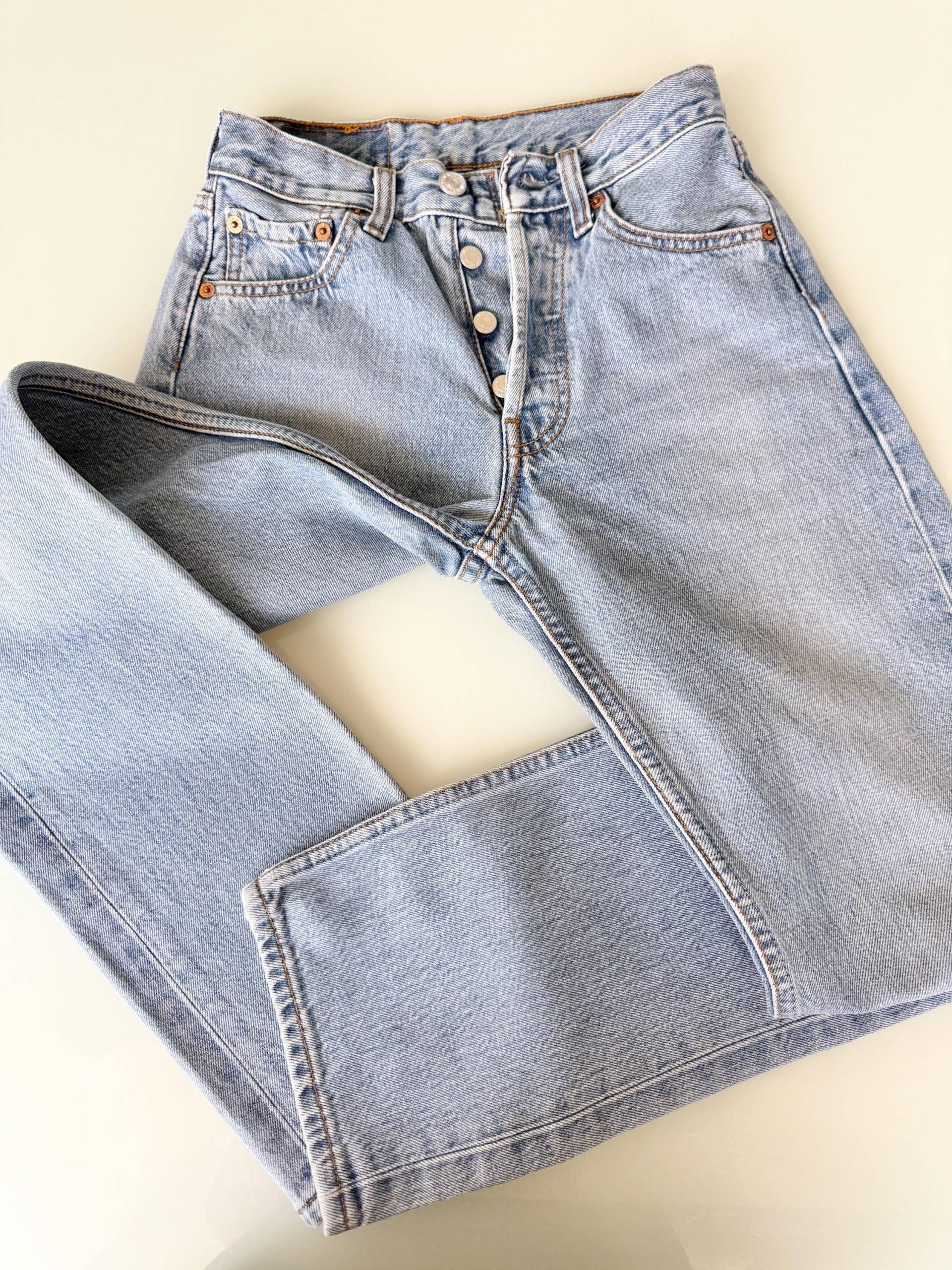 W23 L29 Levis 501 Vintage 56-56 cm Bund Gemessen Hellblau Made in 90S Hol W23 L29 Levis 501 Vintage 56-56 cm Bund Gemessen Hellblau Made in 90S Hol von VintageDenimEdit
