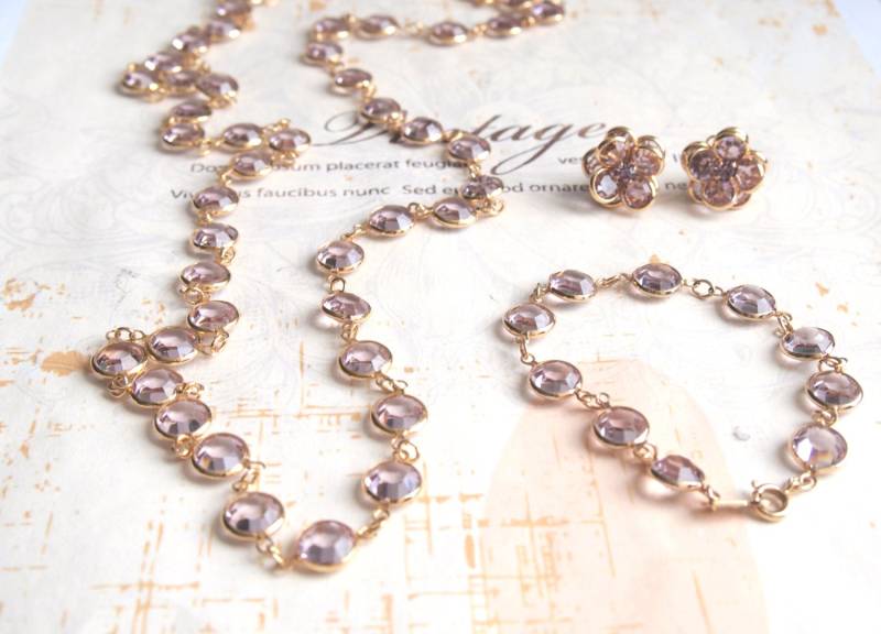 Lavendel Swarovski Halskette Ohrringe Armband, Kristall, Lange Kette, Lila Kristall Armband von VintageDiary