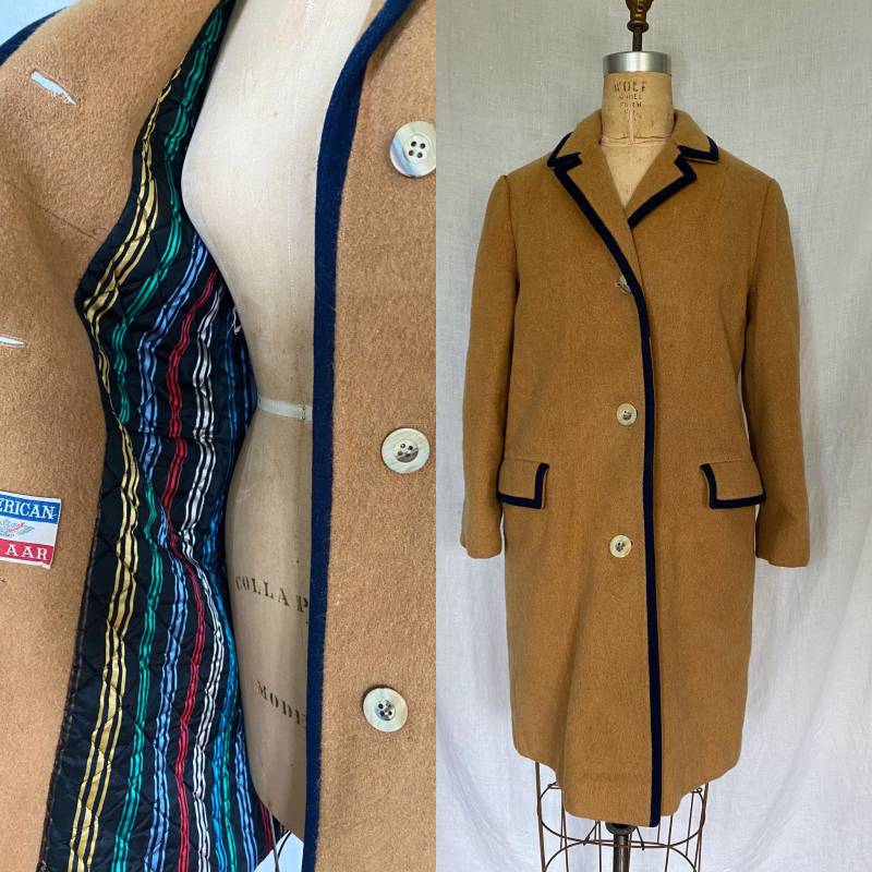 Kamelfarbige Frauen Wollmantel Mit Blauen Rohren von VintageDrifter