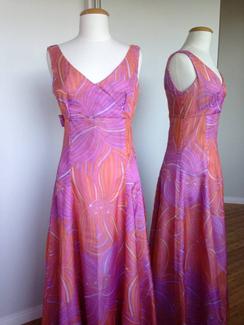 1960S Florales Chiffonkleid Handgemachtes Rosa Oranges Kleid, S/M von VintageEclectica