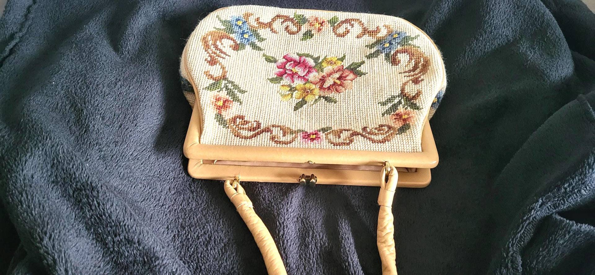Gobelin Vintage 50Er Jahre Handtasche Petite Point 50S Bag Gobelin Vintage 50Er Jahre Handtasche Petite Point 50S Bag von VintageFebbre