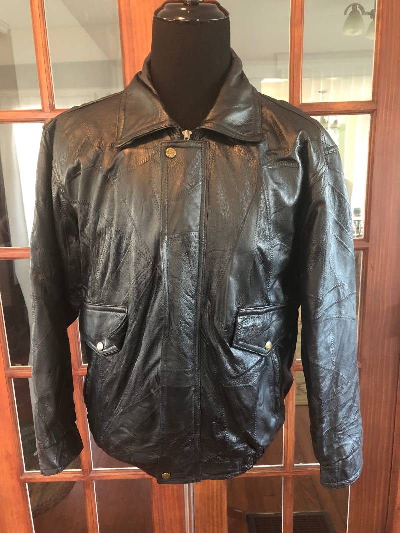 Jahrgang 1990 Us Air Force Lederjacke Jahrgang 1990 Us Air Force Lederjacke von VintageFindsMichael