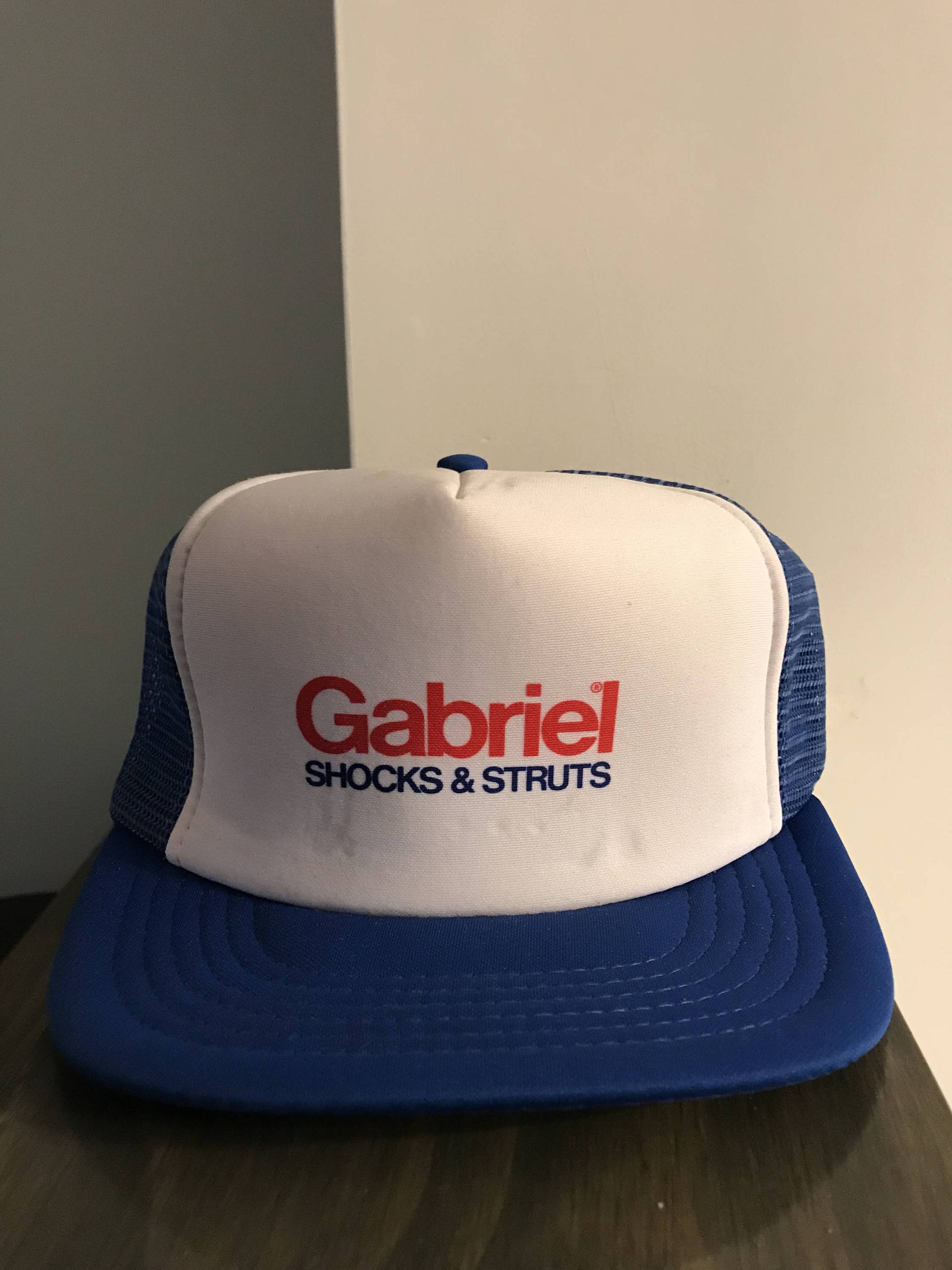 Jahrgang 90Er Jahre Snapback Trucker Mütze Gabriel Erschütterungen Und Streben von VintageFindsMichael