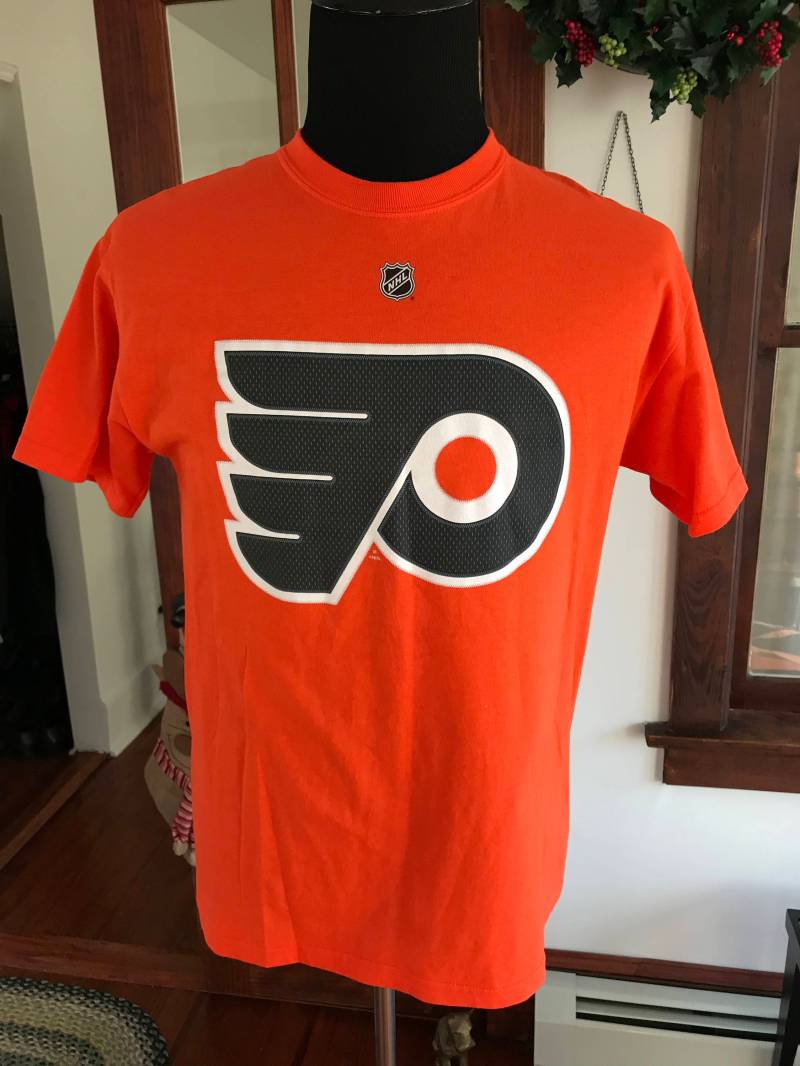 Philadelphia Flyers Nhl T Shirt Nr. 20 Philadelphia Flyers Nhl T Shirt Nr. 20 von VintageFindsMichael