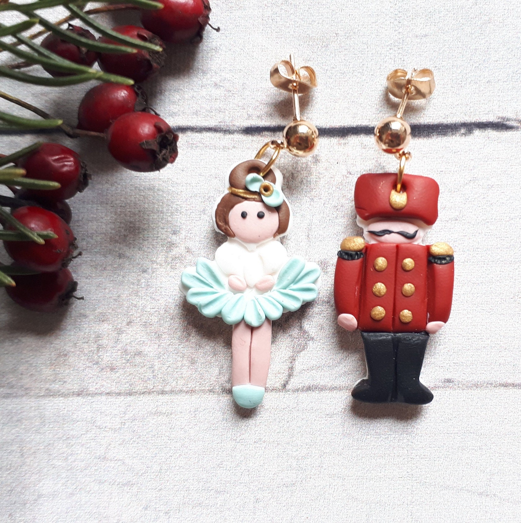 Handgemachte Ohrringe Aus Polymer Clay, Handgefertigt Als Weihnachtsgeschenk Für Sie von VintageFloralJewel