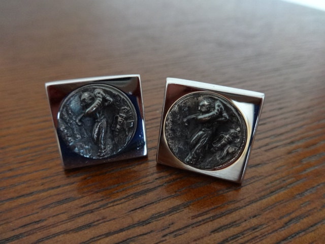 Manschettenknöpfe Von Shields Of Fifth Avenue Mit Silberfarbenem Golf Motiv von VintageFolksVintage