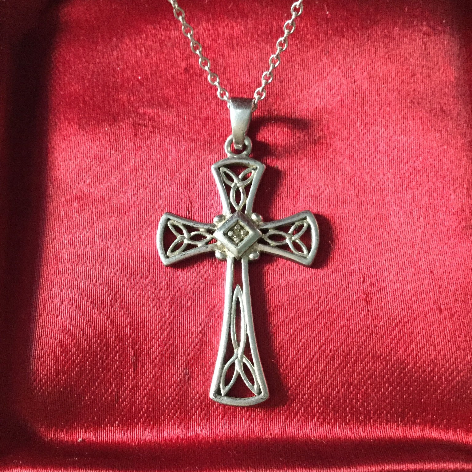Art Deco Halskette Mit Natürlichem Diamantkreuz Aus Sterlingsilber - Erhabener Vintage-Schmuck Schöne Qualität Echter Diamant Frankreich von VintageFrenchJewel