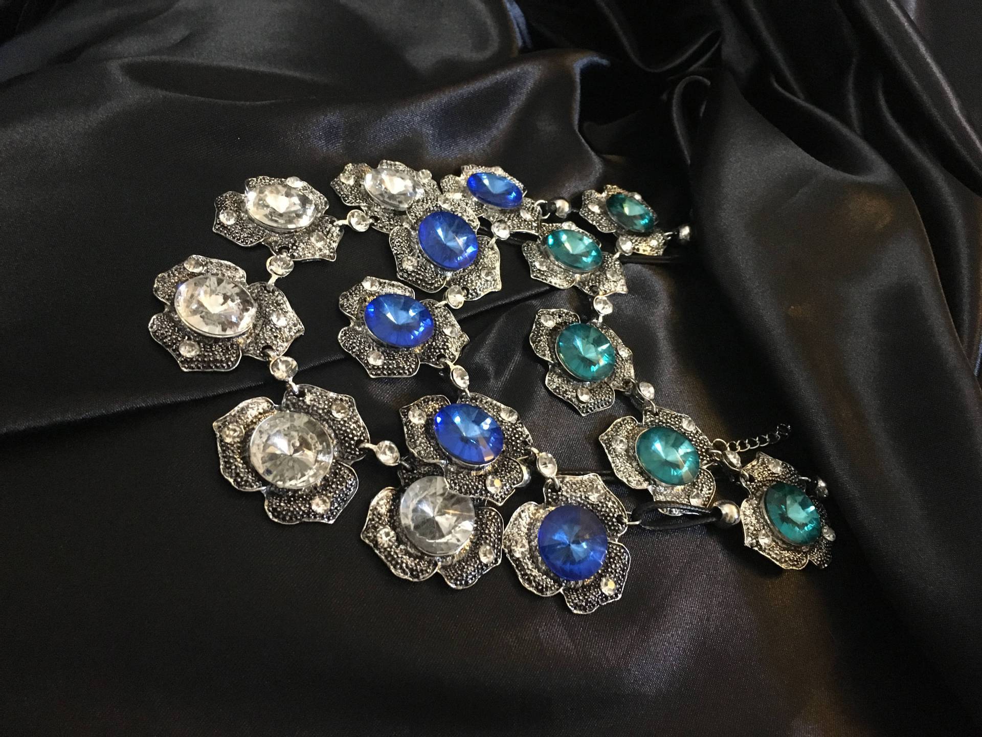 Schöne Vintage Schmuck Chunky Silber Grün Schwarz Klar Steine Party Hochzeit Alltag Damen Frauen Atemberaubende Halskette von VintageGaluk