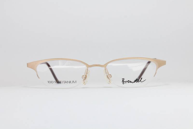 Kleine Halfrim Titan Brendel 8701 C2 Hellgold Oval Vintage Brillengestell Brille Lunettes Occhiali Gafas Bril Glasögon E103 von VintageGermanGlasses