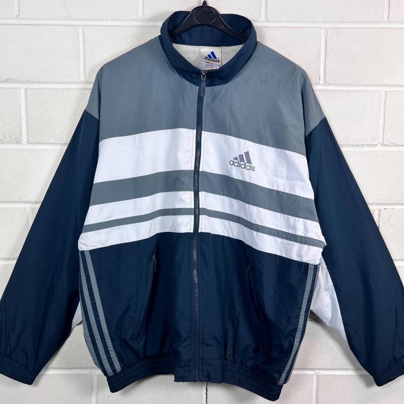 Vintage Adidas Size M Shelljacket Sportsjacket Windbreaker Old School Jacket 80S 90S Vintage Adidas Size M Shelljacket Sportsjacket Windbreaker Old School Jacket 80S 90S von VintageGoereBerlin