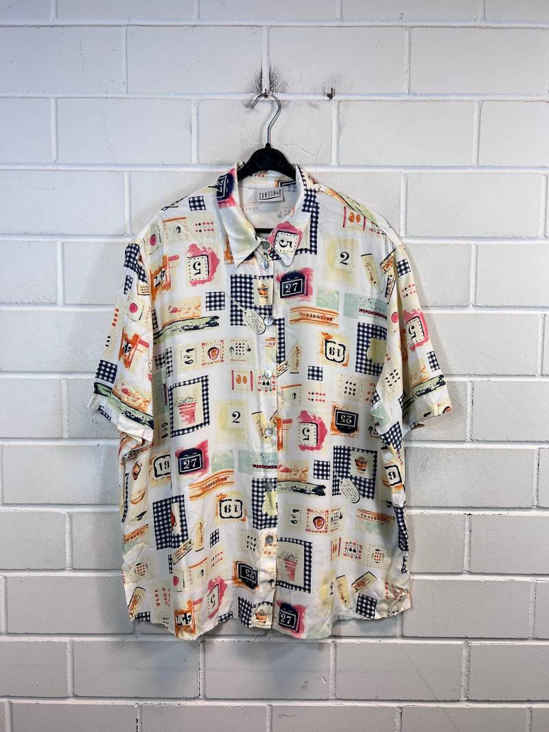 Vintage Bluse Women Size Xl - Xxl Crazy Pattern Viscose Blouse 80S 90S von VintageGoereBerlin