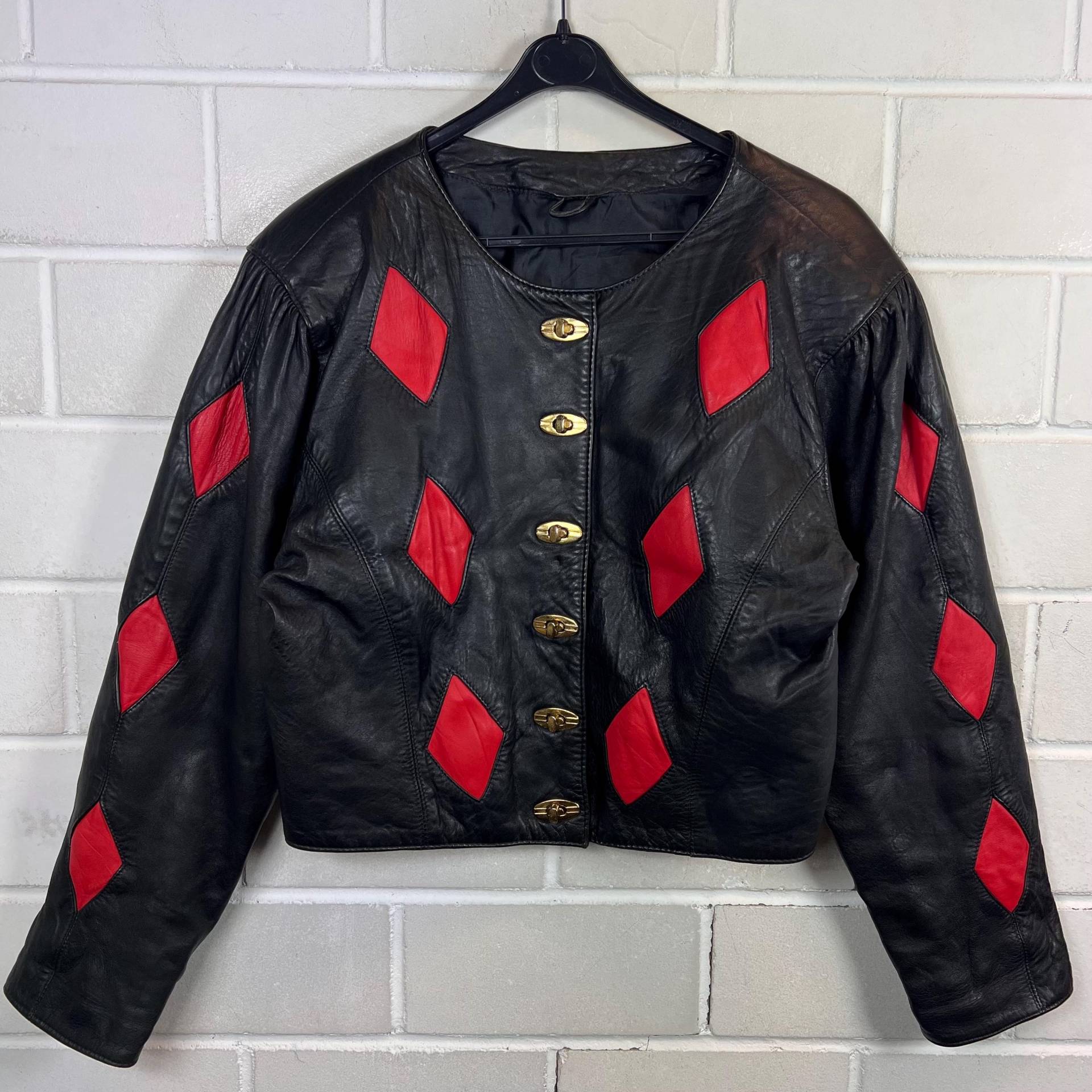 Vintage Leather Jacket Women's Size M - L Cropped Leatherjacket Lederjacke Raute 80S 90S von VintageGoereBerlin