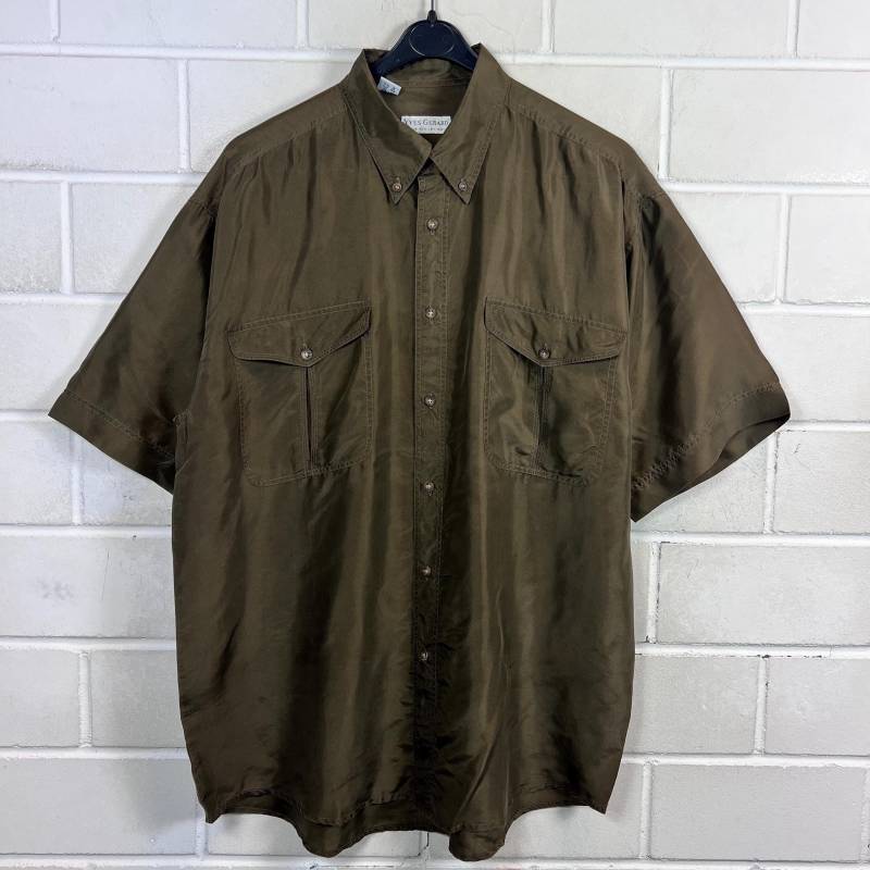 Vintage Silk Shirt Size M - L Basic Hemd Seide Kurzarm Shortsleeved 80S 90S von VintageGoereBerlin