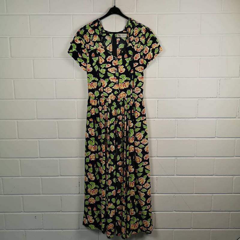 Vintage Size S Crazy Pattern Viscose Dress Kleid Summer 80S 90S von VintageGoereBerlin