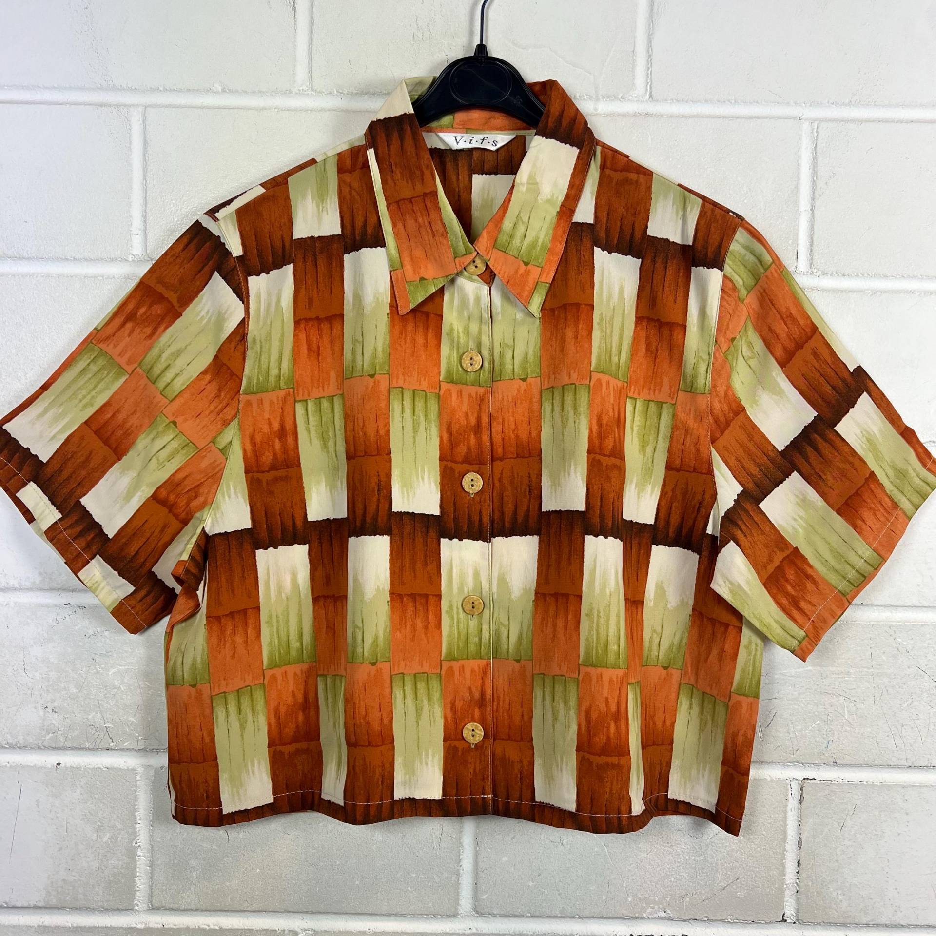 Vintage Women's Size S - M Crazy Pattern Cropped Blouse Shortsleeved Vintage Women's Size S - M Crazy Pattern Cropped Blouse Shortsleeved von VintageGoereBerlin