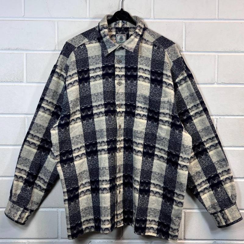 Vintage Wool Shirt Size Xl Crazy Pattern Woven Hemd Langarm Longsleeved 80S 90S von VintageGoereBerlin