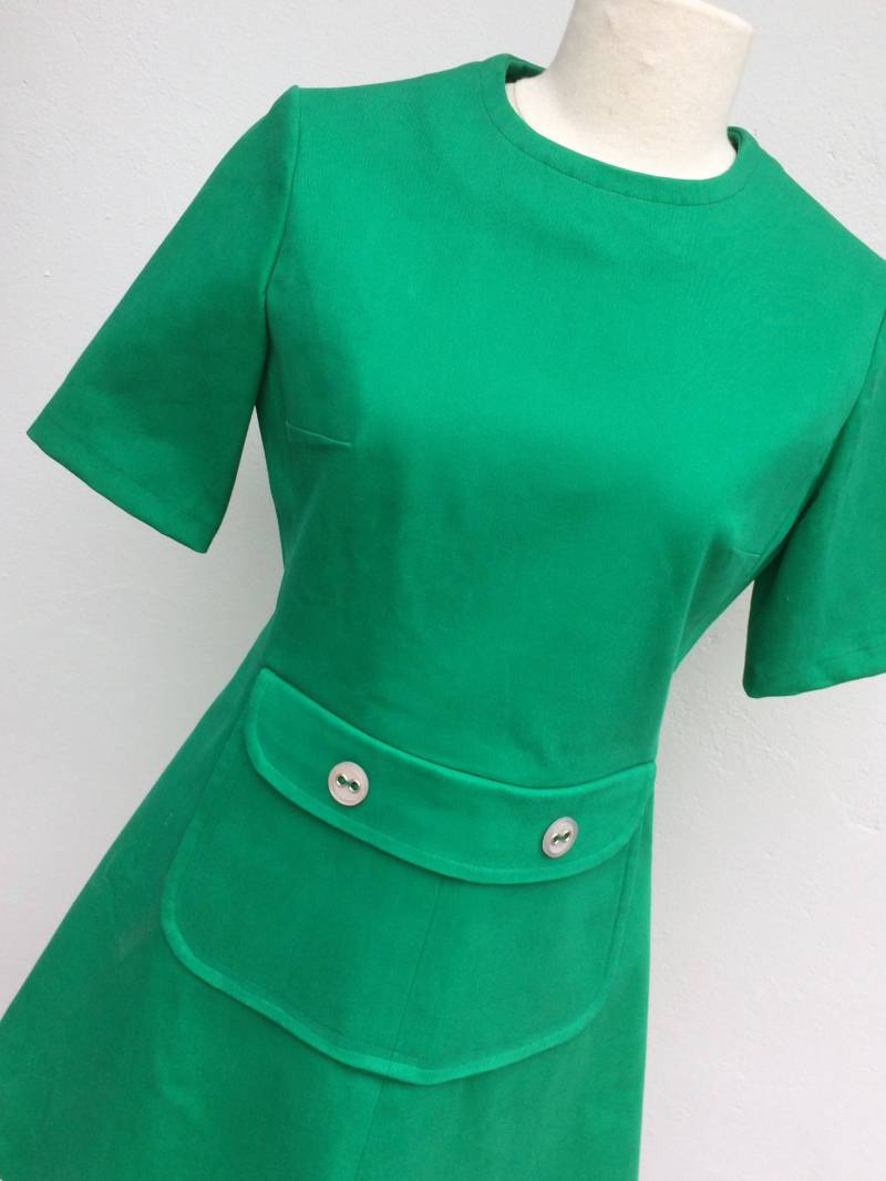 Trapezkleid Sixties 60Er Modell Dior Für Vogue Haute Couture Smaragdgrün 36 S Baumwolle Einzelstück 8 Uk Klein 10 Vintage Neu Trapezkleid Sixties 60Er Modell Dior Für Vogue Haute Couture Smaragdgrün 36 S Baumwolle Einzelstück 8 Uk Klein 10 Vintage Neu von VintageHappyDaisy