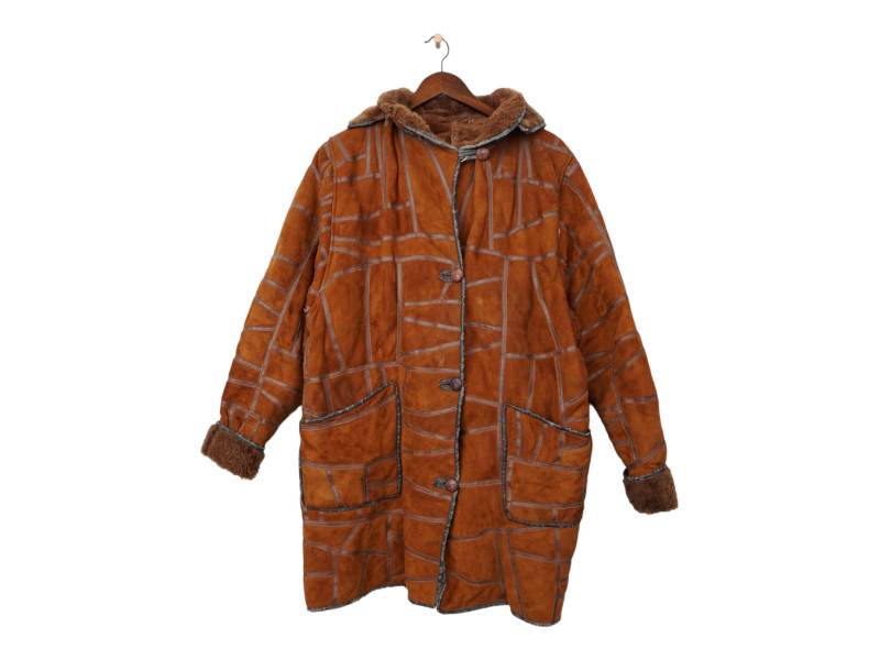 Vintage Shearling Schafsfell Jacke Größe L von VintageHouseBerlin