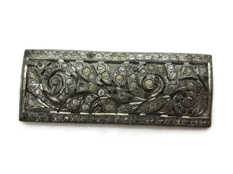 Art Deco Brosche - Strasssteine, Cutout Wirbel, Vintage Brautschmuck von VintageInBloom