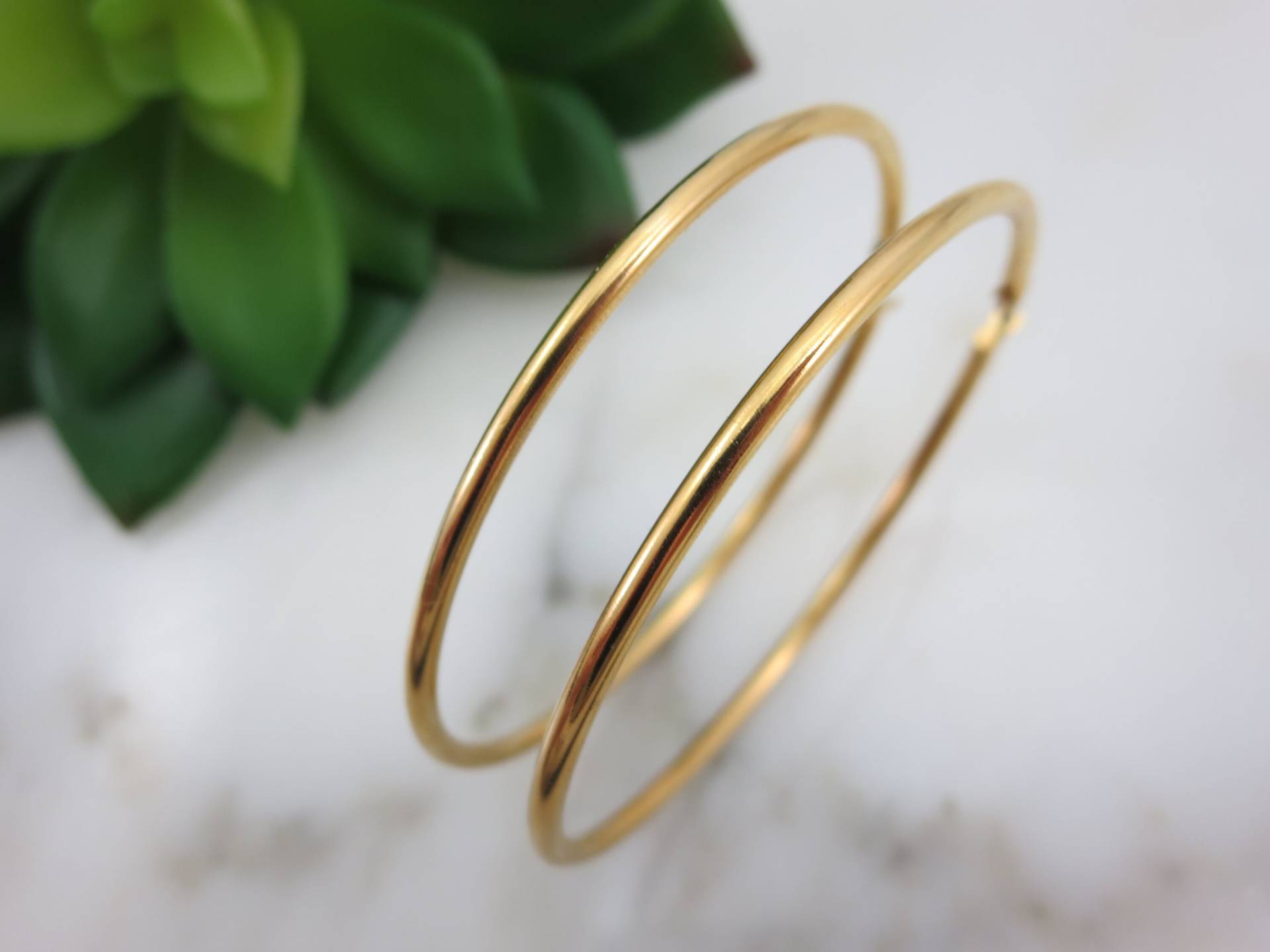 Gold Creolen - Modeschmuck, Vintage Ohrringe Für Damen von VintageInBloom