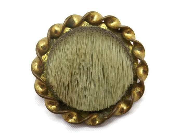 Vintage Pferdehaar-Brosche - Gedenk-Andenken von VintageInBloom