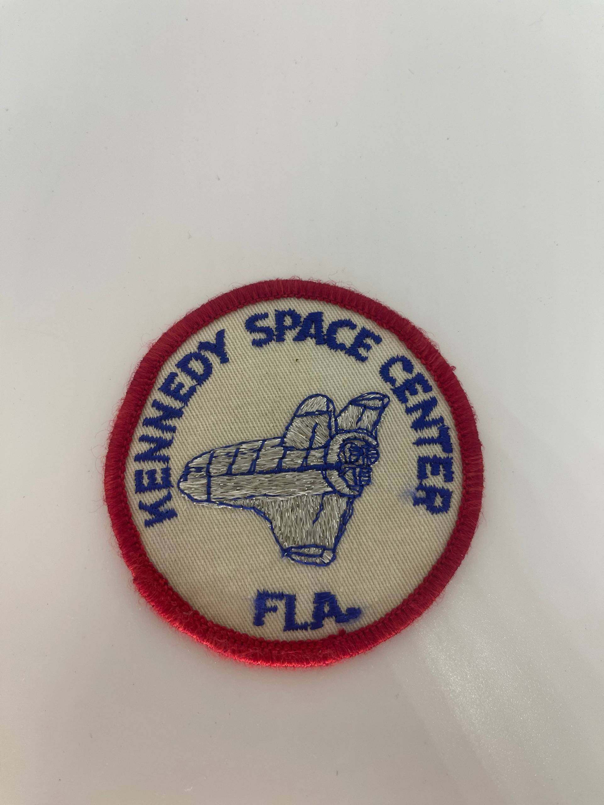 Vintage Patches Besticktes Bügeleisen Auf Aufnäher Kennedy Space Center Fla Patch Logo von VintageItems4Less