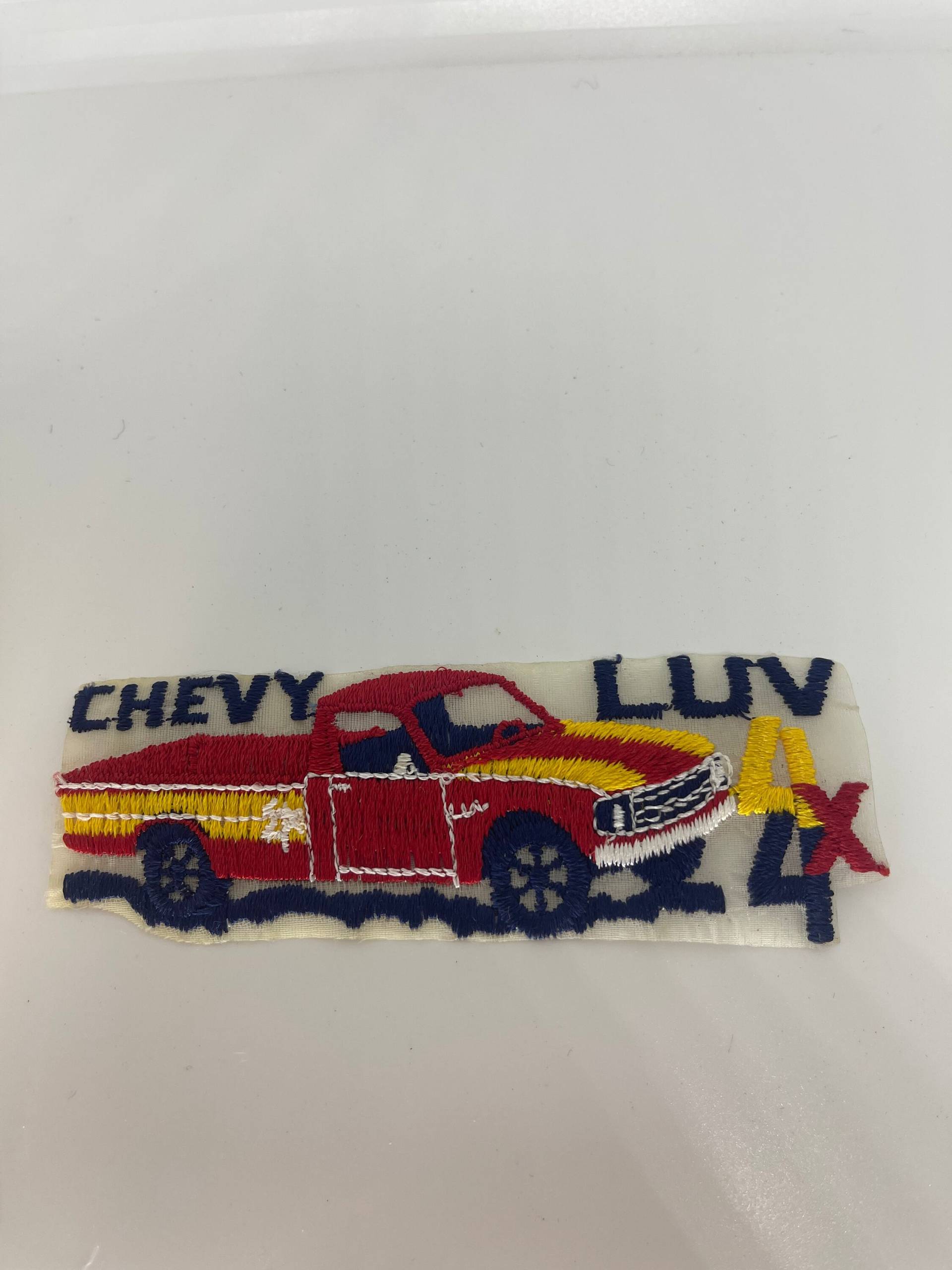 Vintage Patches Besticktes Bügeleisen Auf Chevy Luv 4x4 Aufnäher Logo von VintageItems4Less