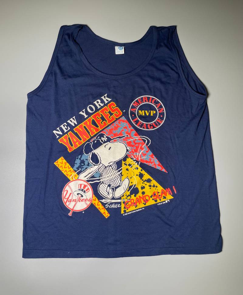 Artex Snoopy Vintage Tank Top Shirt Größe Medium New York Yankees Mlb Baseball 1990 Einzelstich Artex Snoopy Vintage Tank Top Shirt Größe Medium New York Yankees Mlb Baseball 1990 Einzelstich von VintageJamCZ