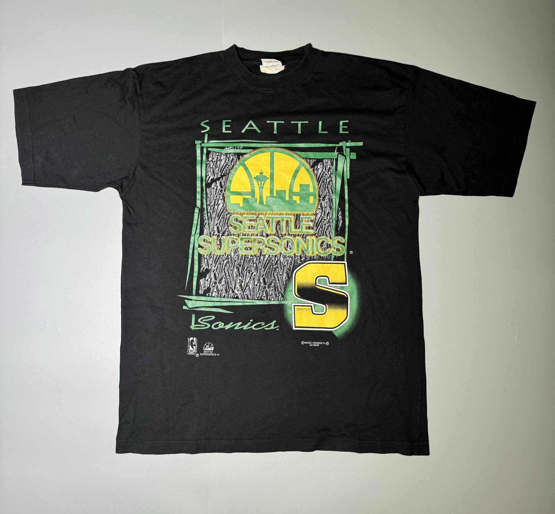 Magic Johnson T's Tshirt Setatle Supersonics Vintage Nba 90S Basketball Rare Gr. Xl von VintageJamCZ