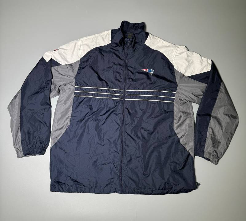 Reebok Jacke Nfl Team Bekleidung Si New England Patriots Wind Breaker Sports Illustated 90S Gr. Xl Reebok Jacke Nfl Team Bekleidung Si New England Patriots Wind Breaker Sports Illustated 90S Gr. Xl von VintageJamCZ