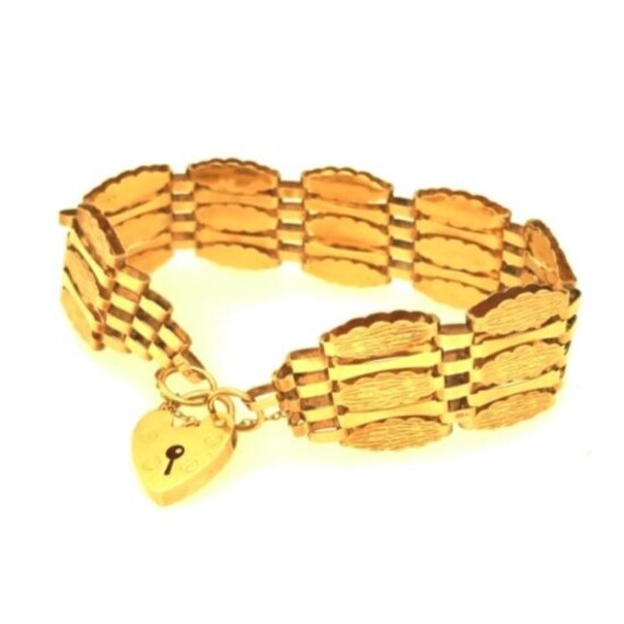 9K Gold Vintage Gliederarmband Mit Rindeneffekt von VintageJewelleryCoUK