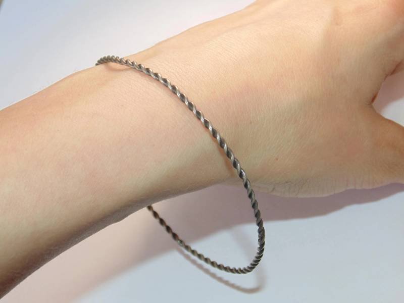 Br159 + Vintage Estate Sterling Silber Armband Twist Wire Geflochtenen Stapelbaren 925 Schmuck Für Sie 2, 5 "Durchmesser von VintageJewelryEden