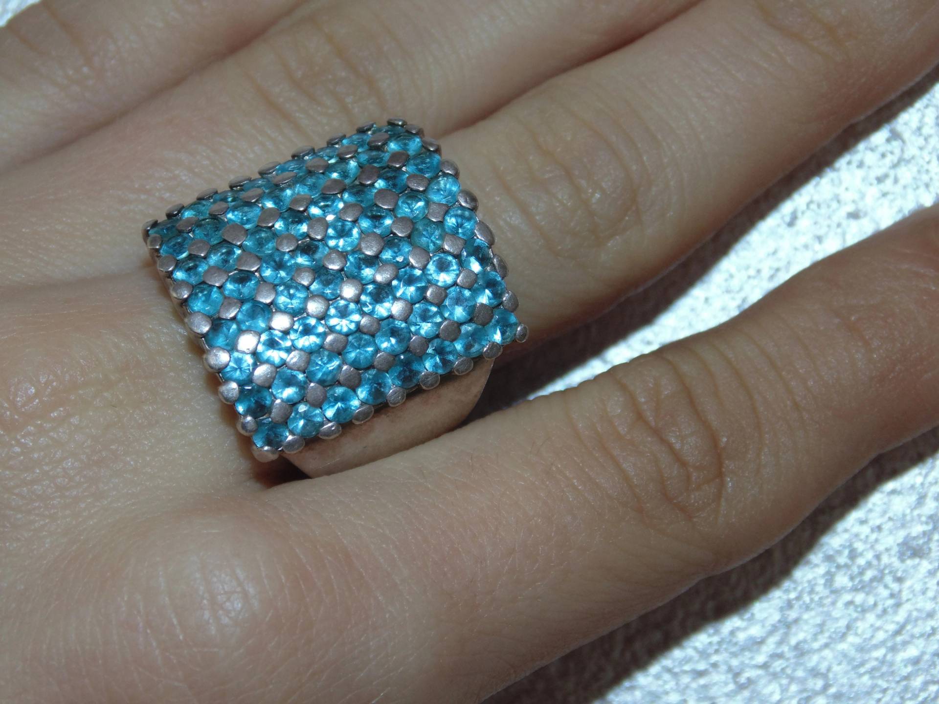 Statement Vintage Estate Sterling Silber Riesige Blaue Strass Raster Ring Us Größe 8 Uk Q 15 Gramm Schmuck Für Sie von VintageJewelryEden
